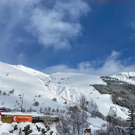 4/6 Personnes A La Montagne Avec Piscine Apartment *